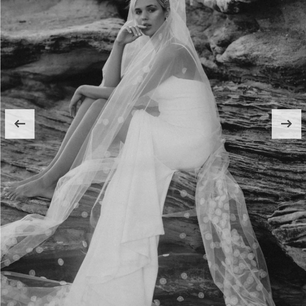 Kyha Elegant White Veil